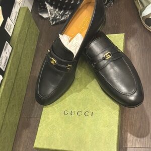 Gucci Black Leather Loafers with Gold Horsebit